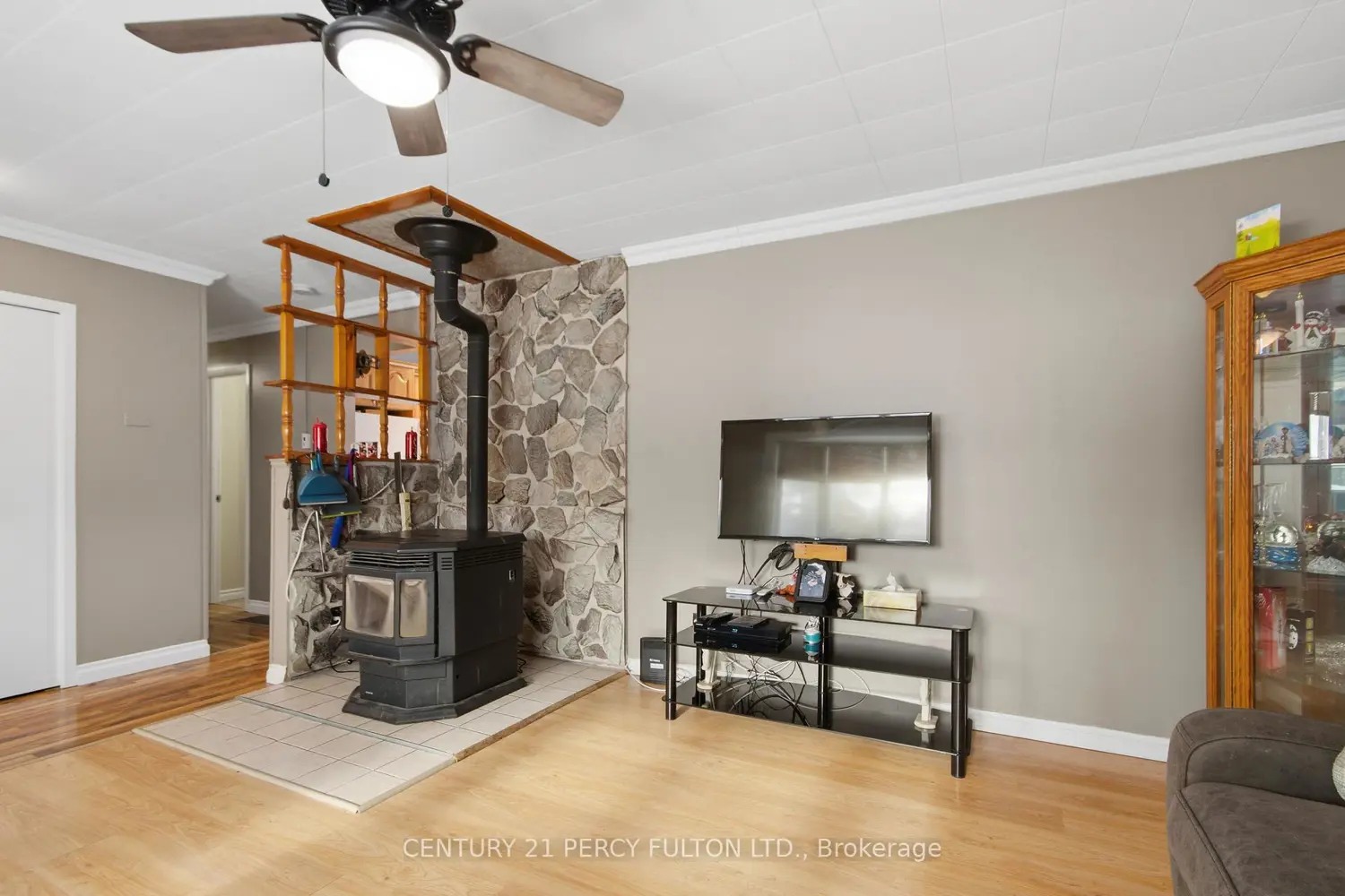 Additional image 3 of 358 Densmore Road