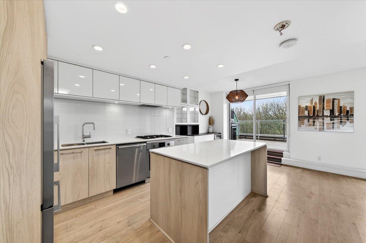 Additional image 3 of 610-680 Seylynn Crescent, North Vancouver, BC, V7J 0B5