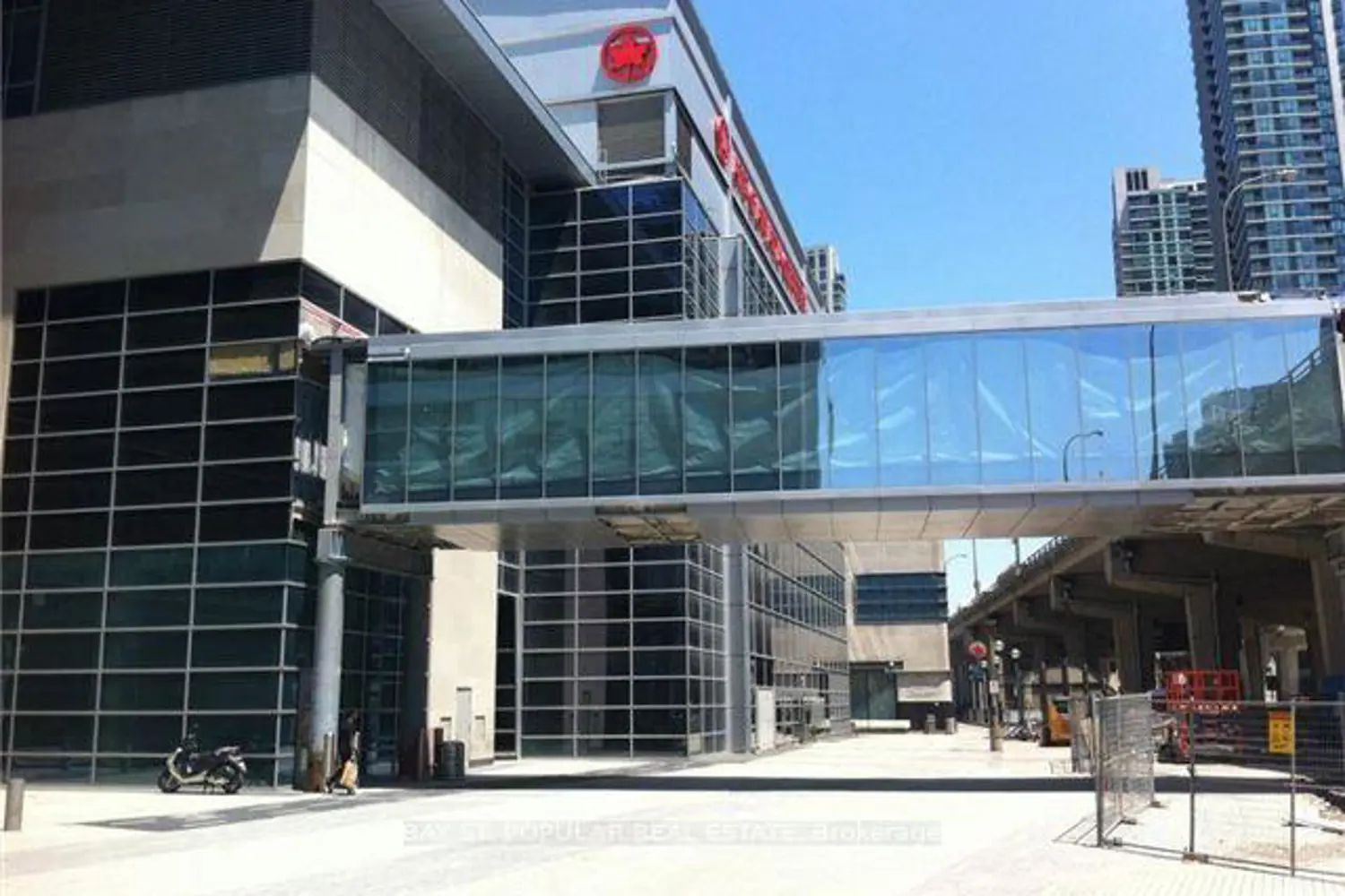 Additional image 2 of 100 Harbour Street 2105