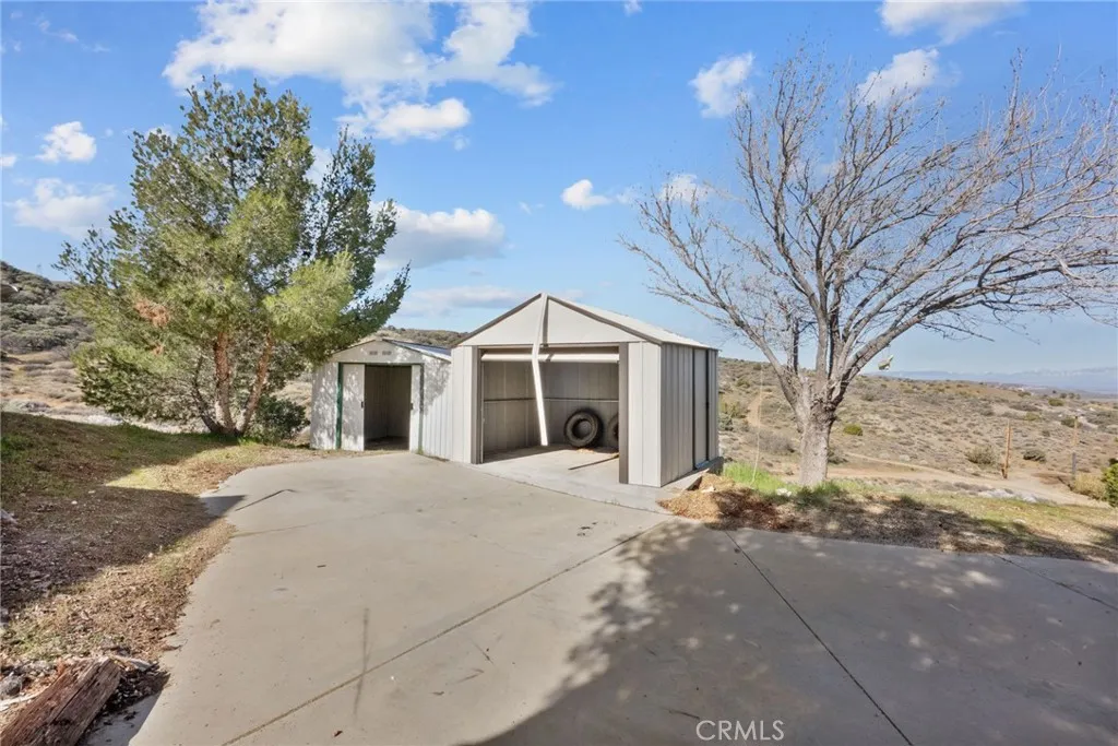 Additional image 7 of 1138 Lakeview Dr, Palmdale, CA 93551