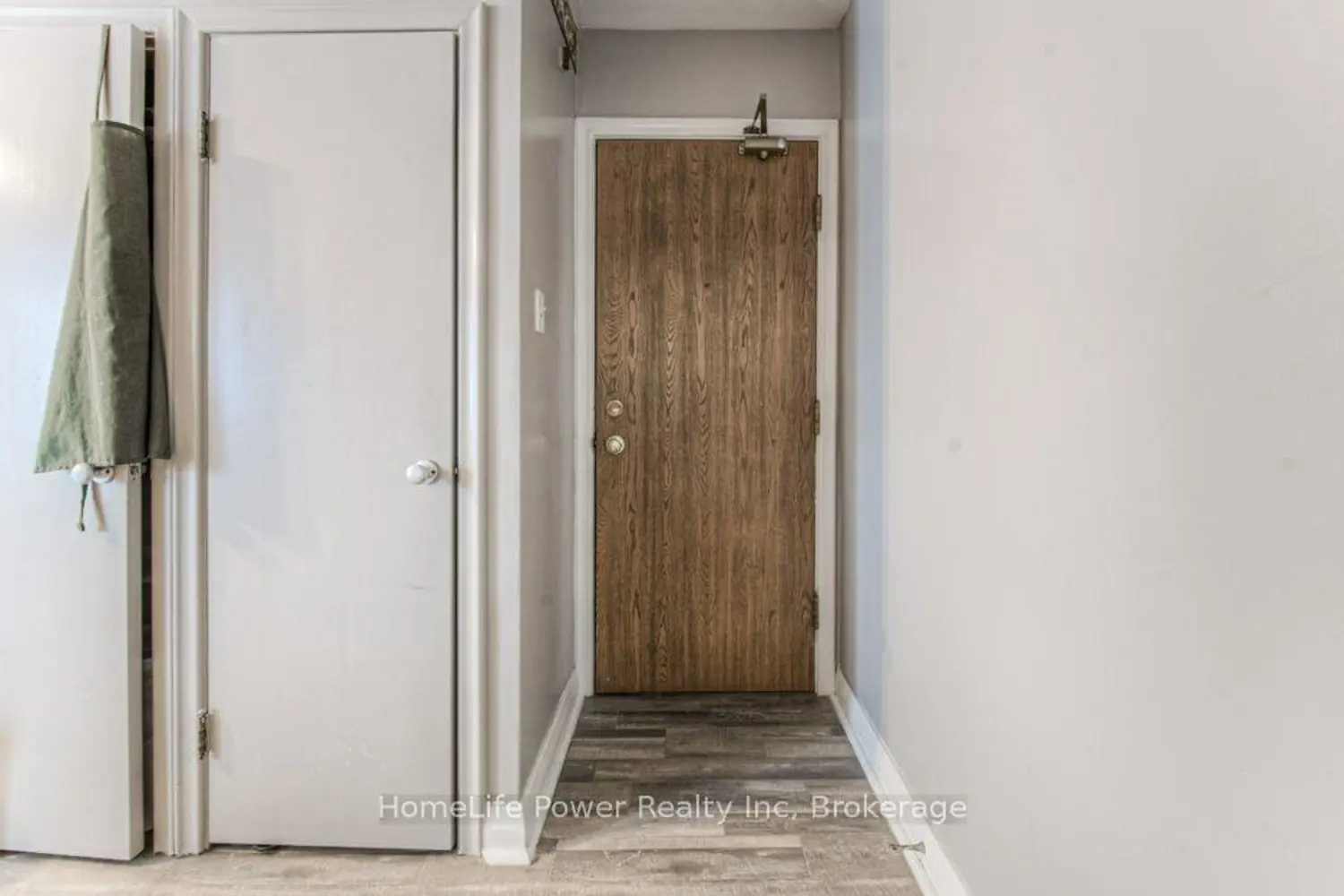 Additional image 14 of 15 Floral Crescent