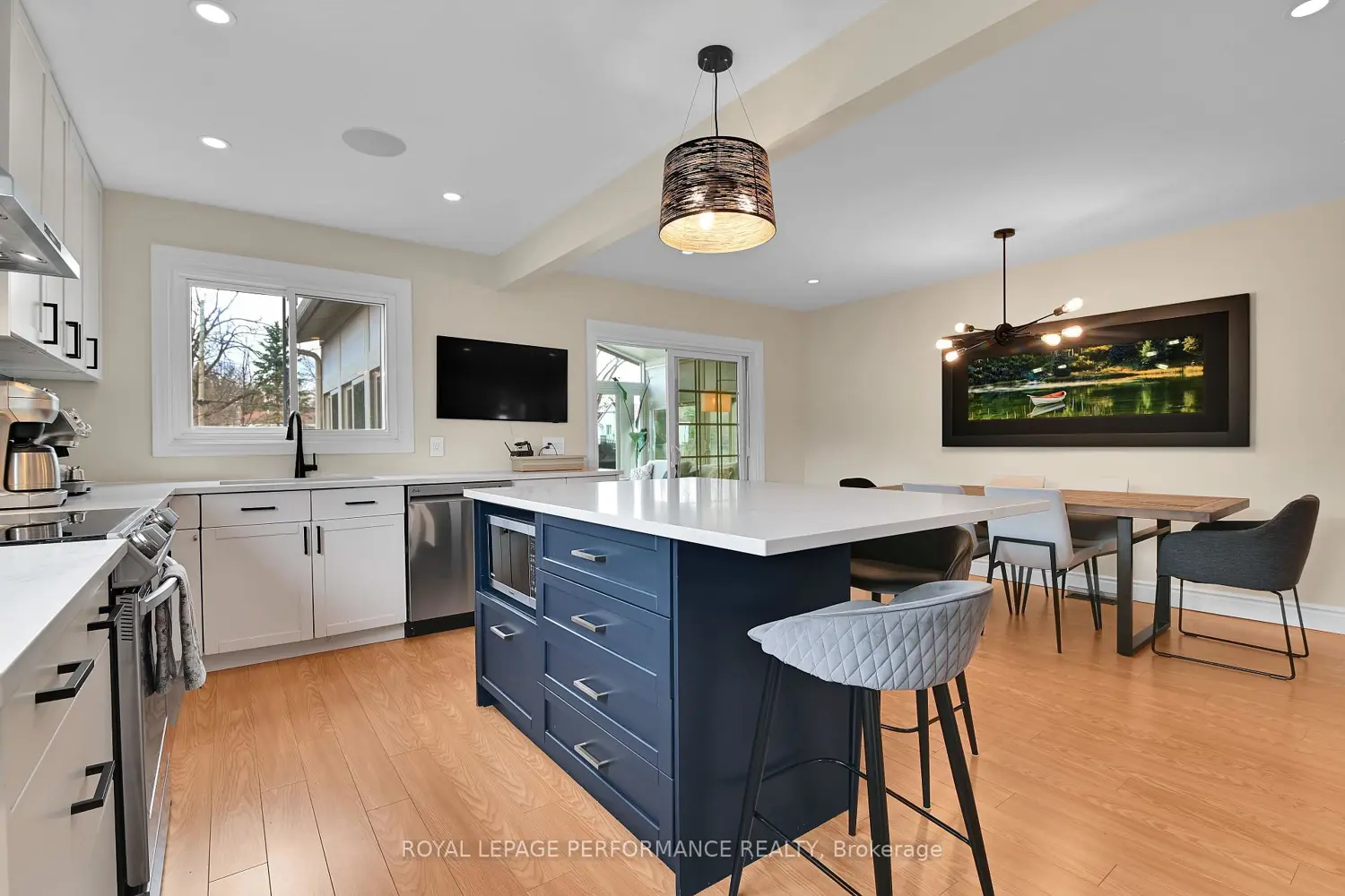 Additional image 8 of 328 Pleasant Park Road