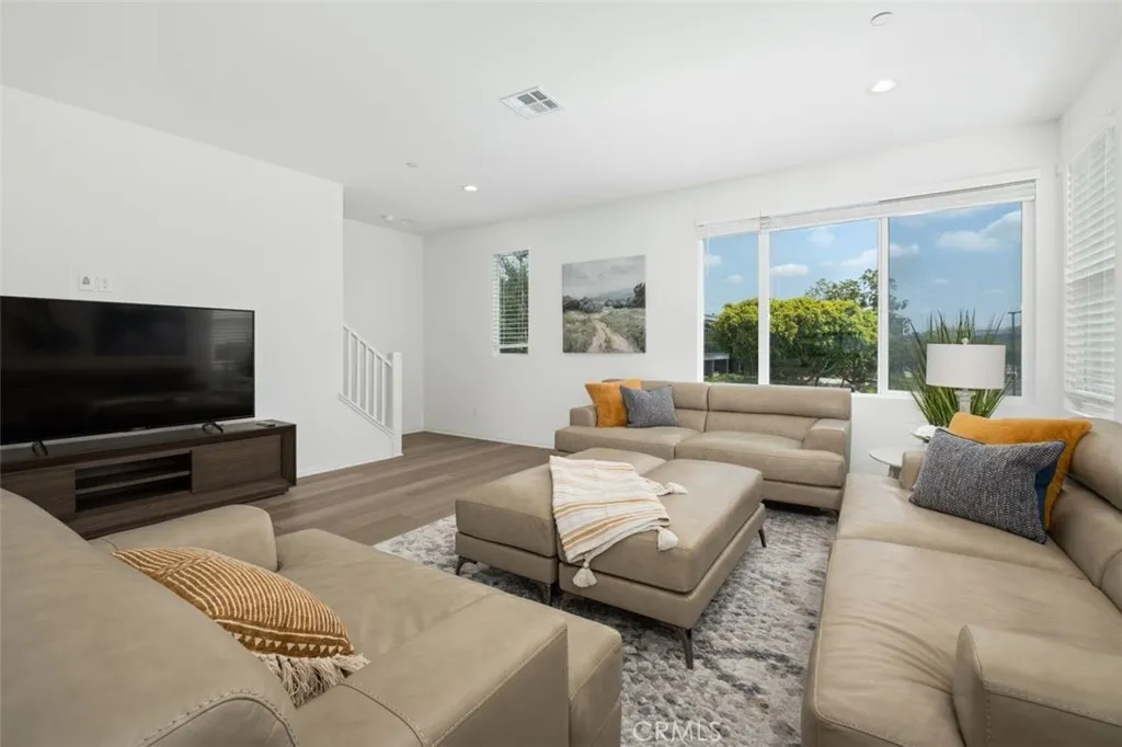 Additional image 49 of 151 Steely, Irvine, CA 92614