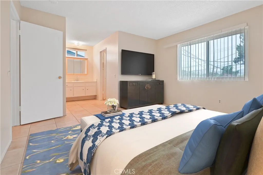 Additional image 20 of 22855 Vanowen Street Unit 2, West Hills, CA 91307