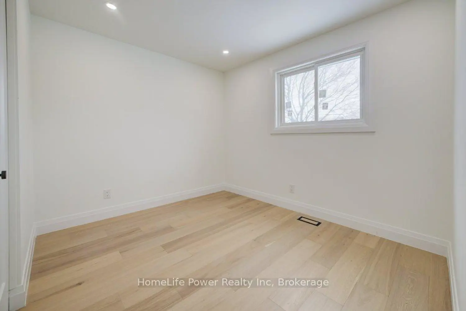 Additional image 8 of 328 The Country Way