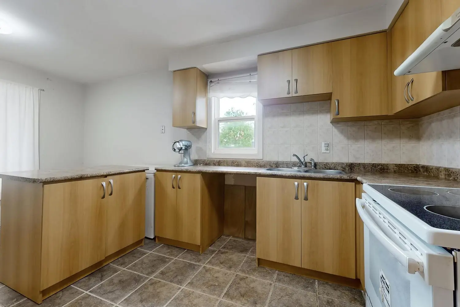 Additional image 5 of 39 Lamay Crescent