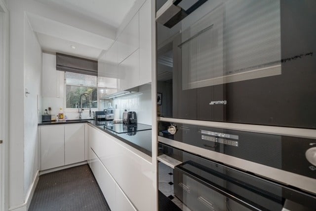 Additional image 9 of 1 Bed Flat, Tregunter Road, SW10, N1 7GU