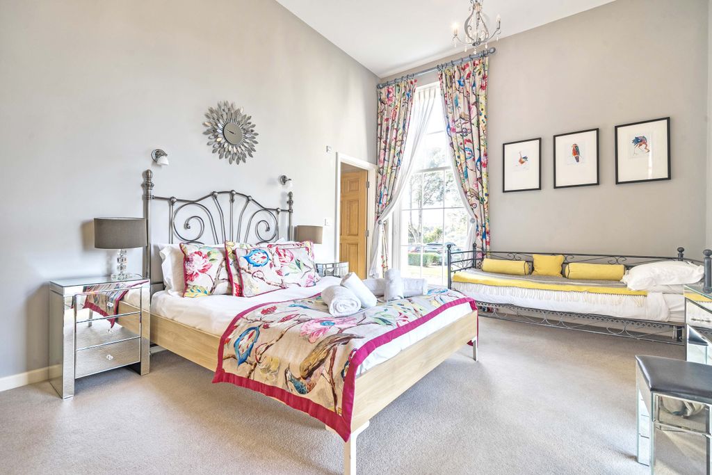 Additional image 11 of 2 bed flat for saleGyllyngdune Manor, Emslie Road, Falmouth, Cornwall TR11