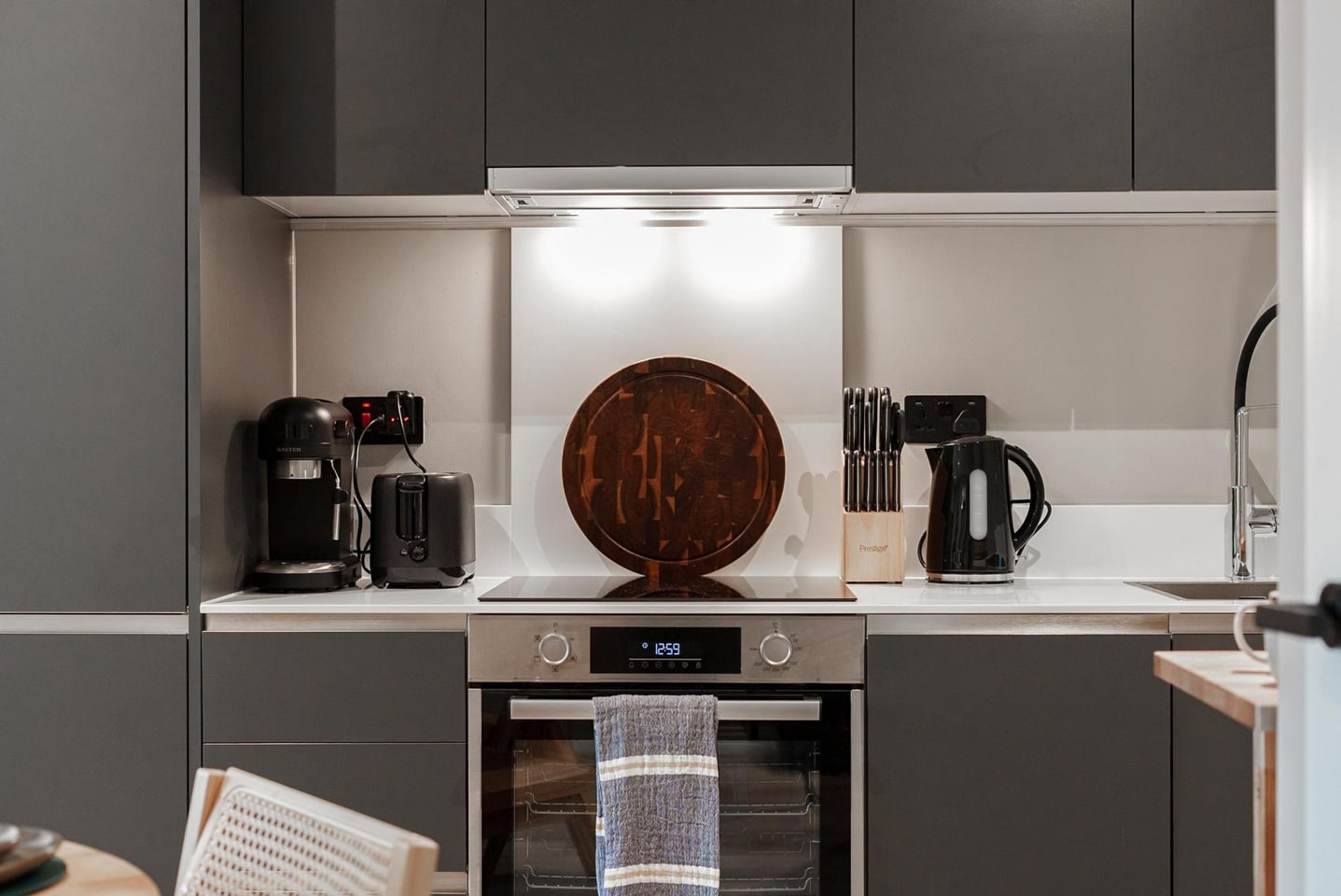 Additional image 13 of 2 Bed Flat, Springwell Gardens, LS12, N1 7GU