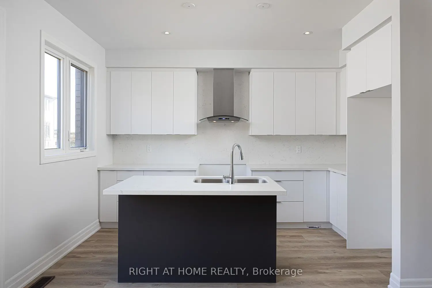 Additional image 7 of 8 Nicort Road