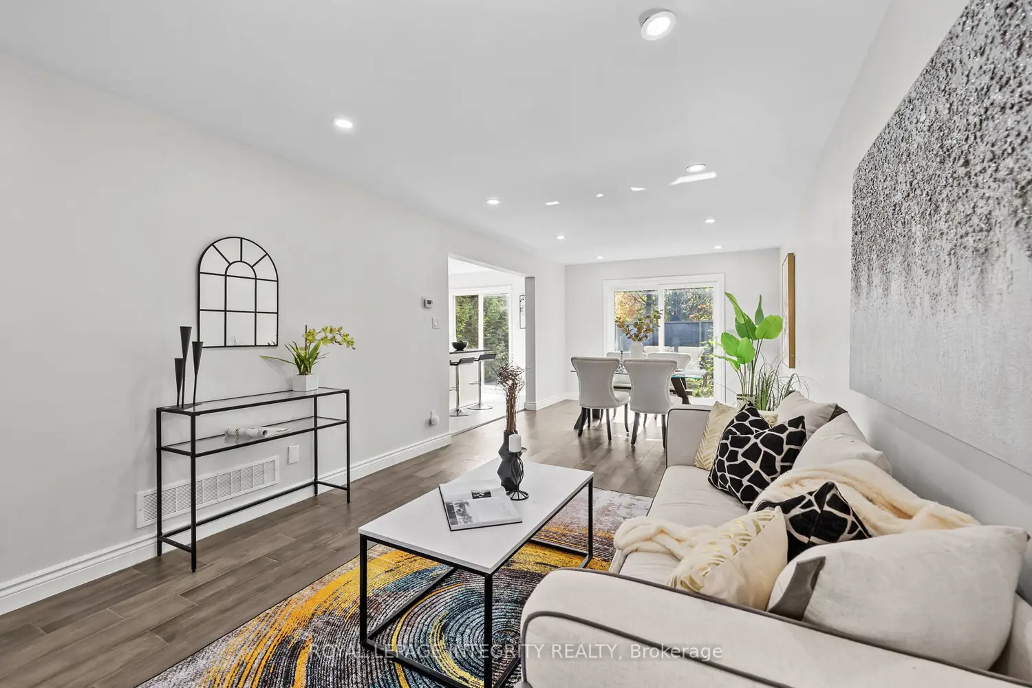 Additional image 2 of 83 Saddle Crescent