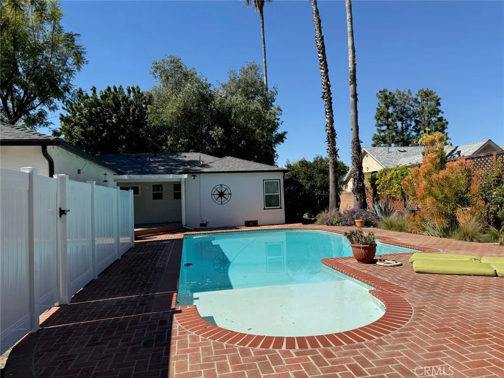 Additional image 21 of 6534 Peach Avenue, Van Nuys, CA 91406