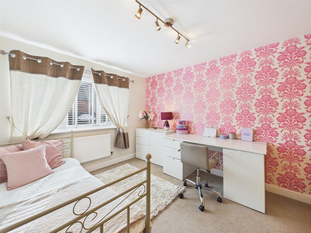 Additional image 14 of 5 bed detached house for saleSanderling Way, Porthcawl CF36