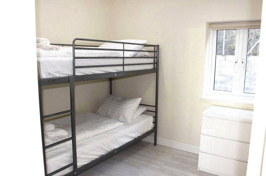 Additional image 11 of 2 bed flat for saleApt 6 (20) Coastal View, Pendine, Carmarthen SA33