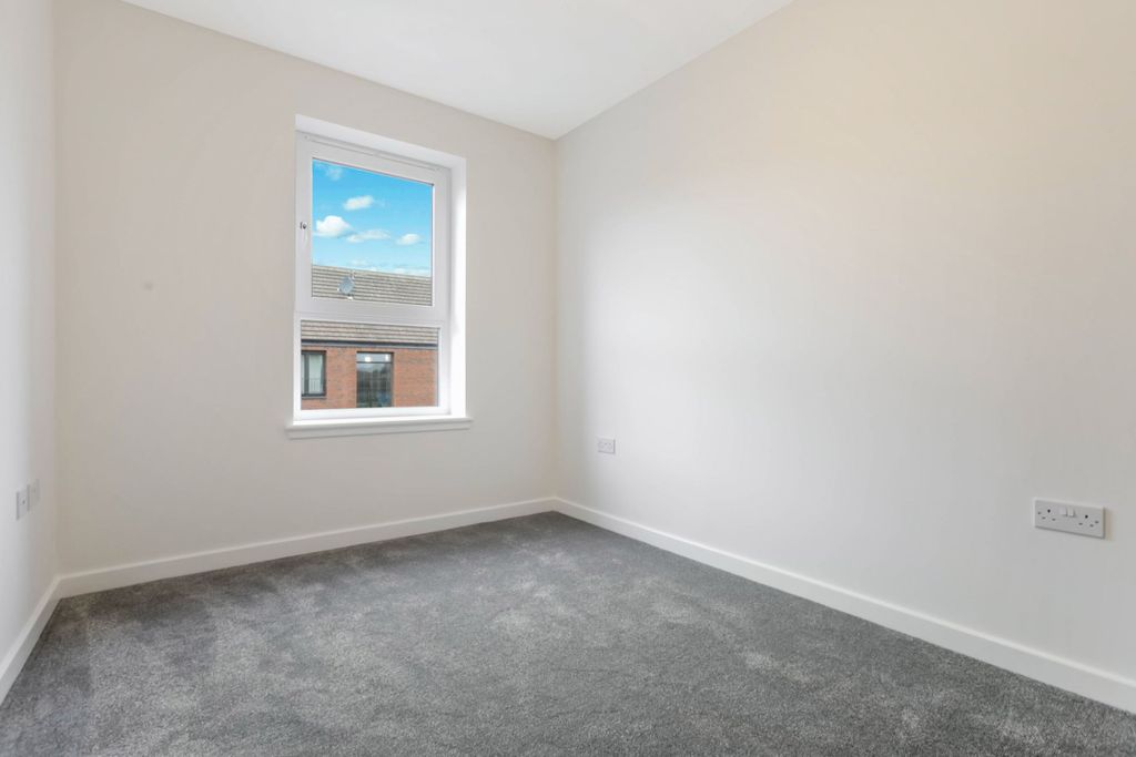 Additional image 8 of 3 bed flat for saleFlat 55 Canal Quarter, Winchburgh EH52