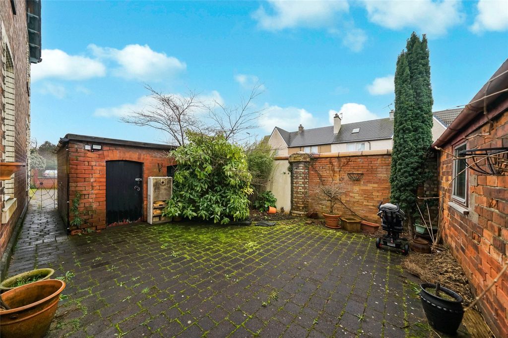 Additional image 23 of 3 bed flat for saleHilton Road, Alloa, Clackmannanshire FK10