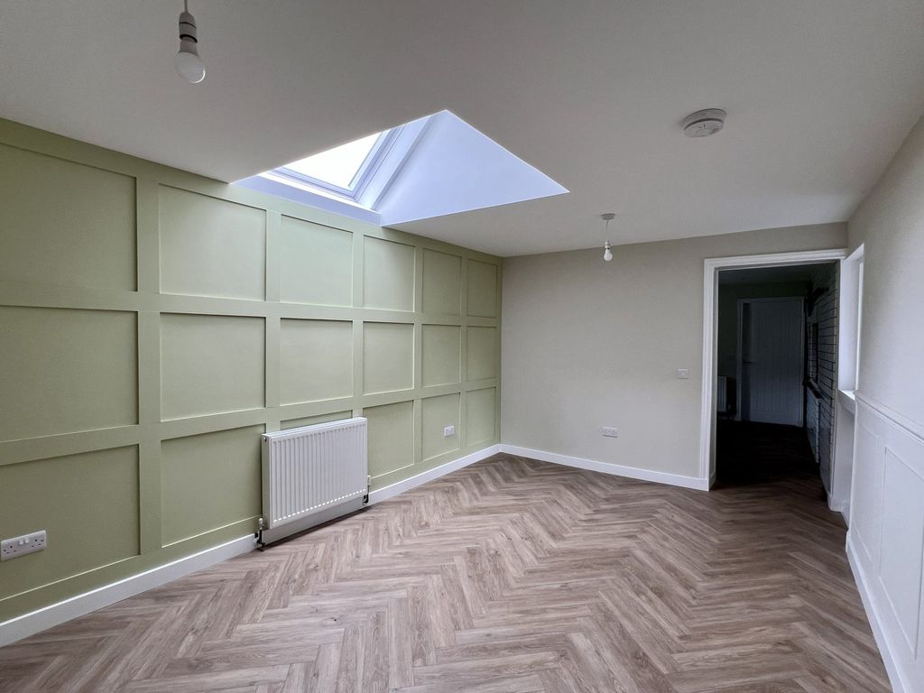 Additional image 10 of 2 bed flat for sale29 St. John Street, Creetown DG8