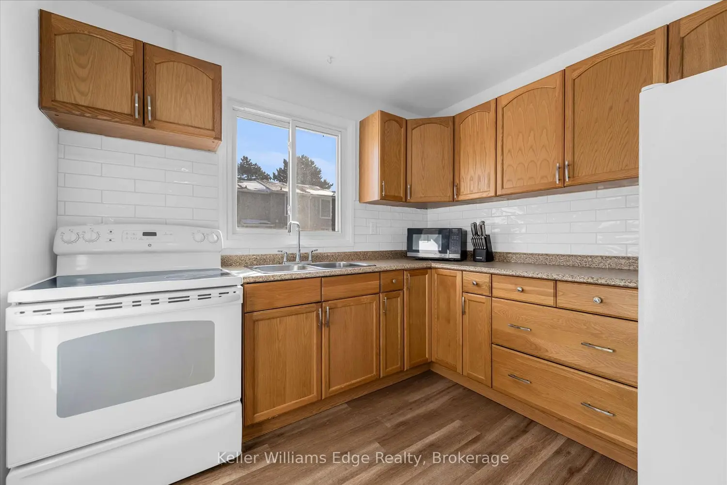 Additional image 6 of 10 Angus Road 17