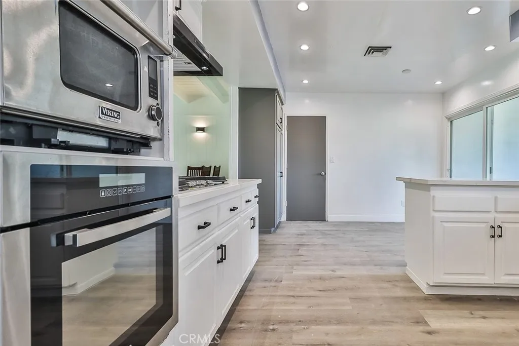 Additional image 17 of 23540 Kivik St, Woodland Hills, CA 91367