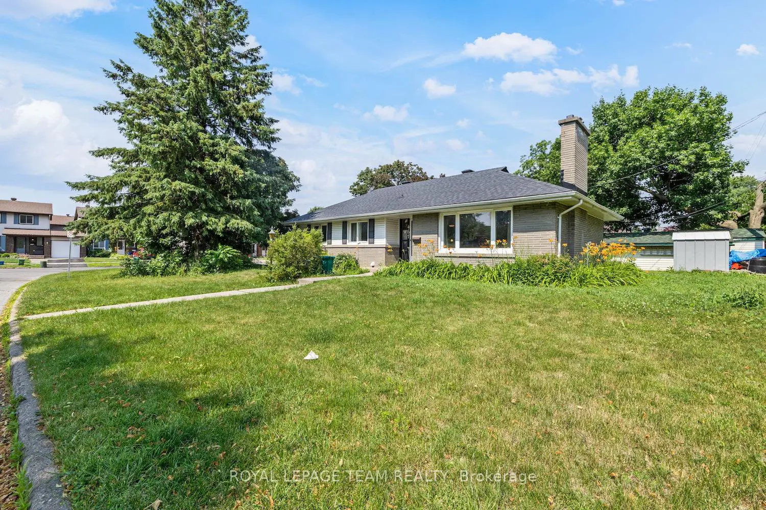 Additional image 5 of 467-469 Braydon Avenue