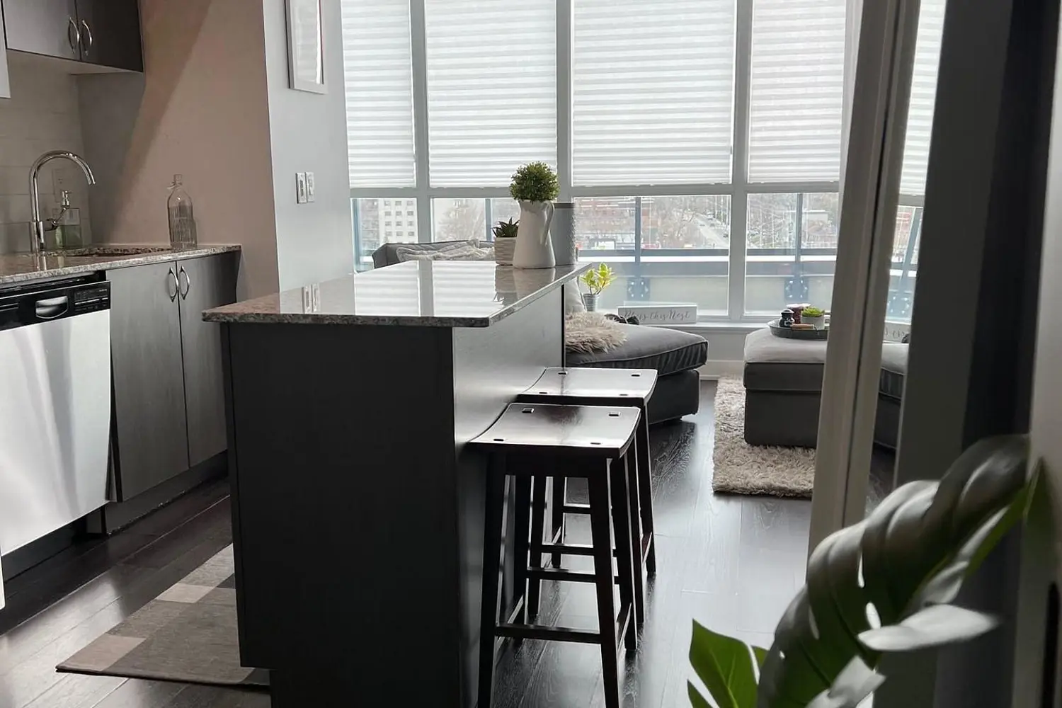 Additional image 11 of 11 Superior Avenue 907