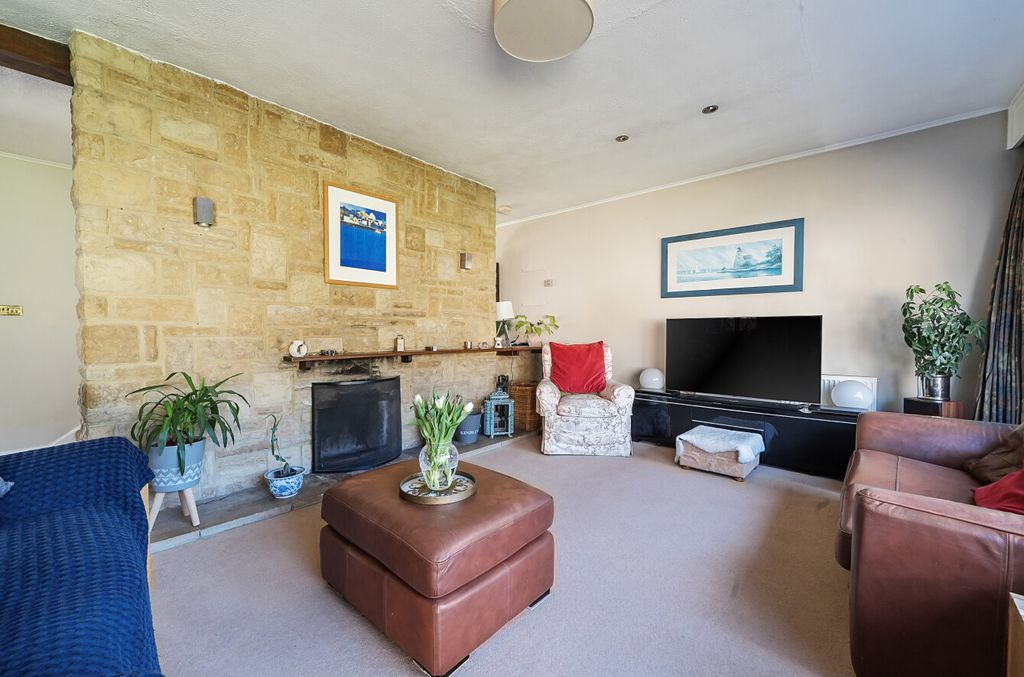 Additional image 2 of 5 bed detached house for salePlaistow, Billingshurst, West Sussex RH14