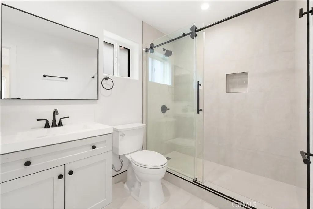 19949 Lassen Street, Chatsworth, CA 91311