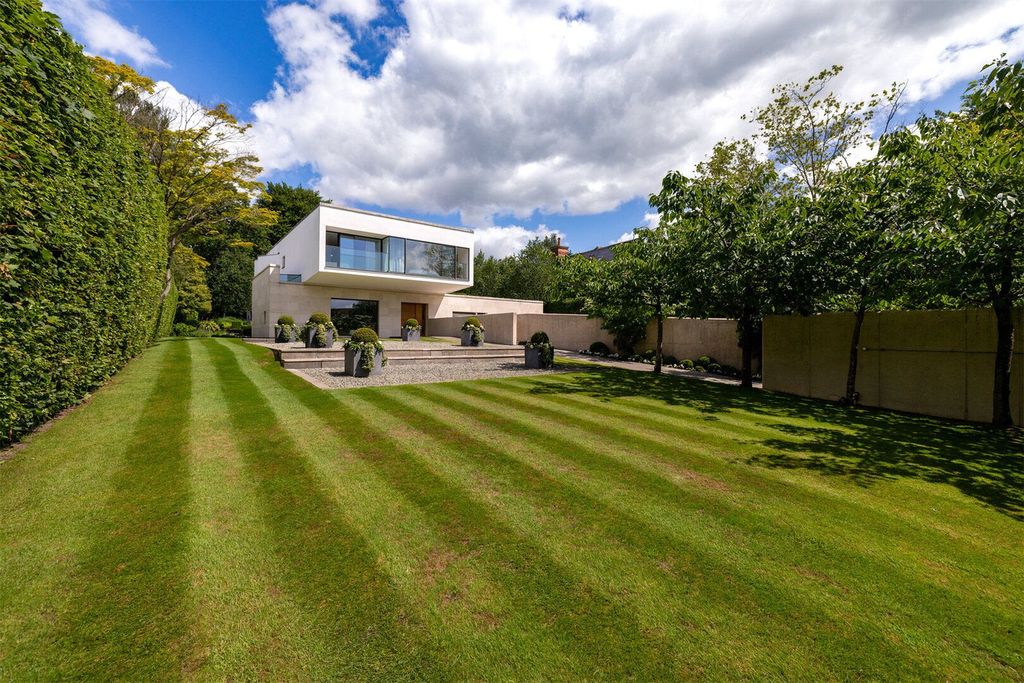 4 bed detached house for saleStanhope Road, Bowdon WA14
