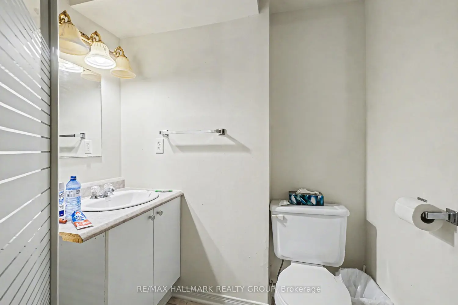 Additional image 19 of 981 Larkin Street