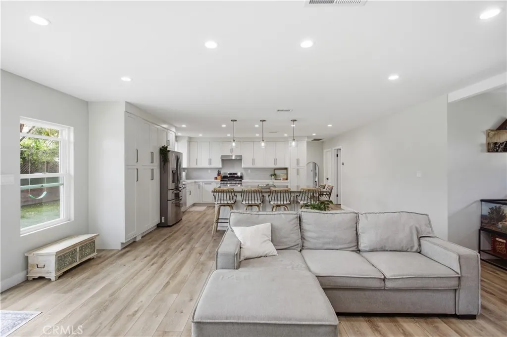 Additional image 15 of 3108 Ladoga Ave, Long Beach, CA 90808