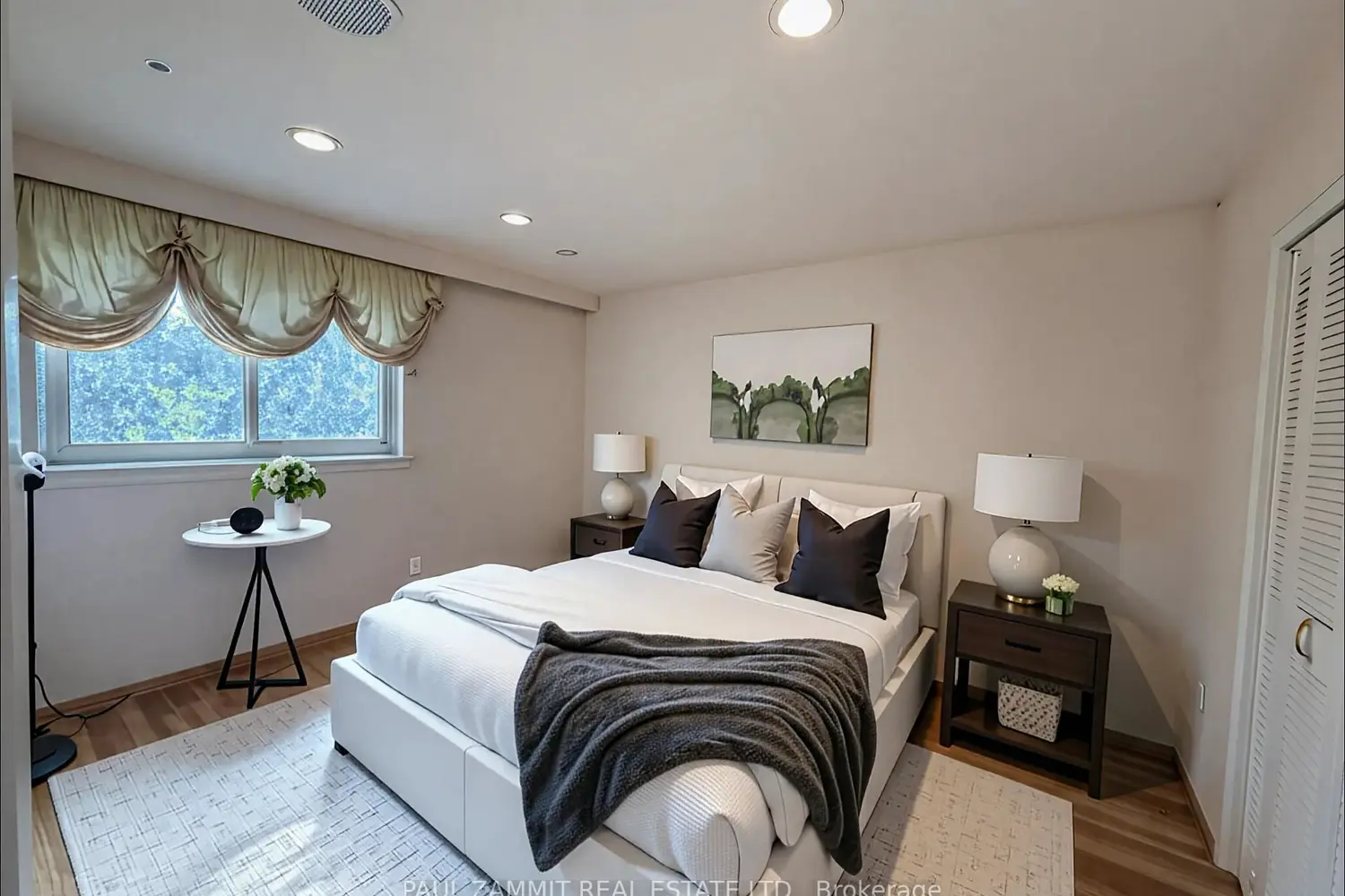 114 Babcombe Drive photo 5
