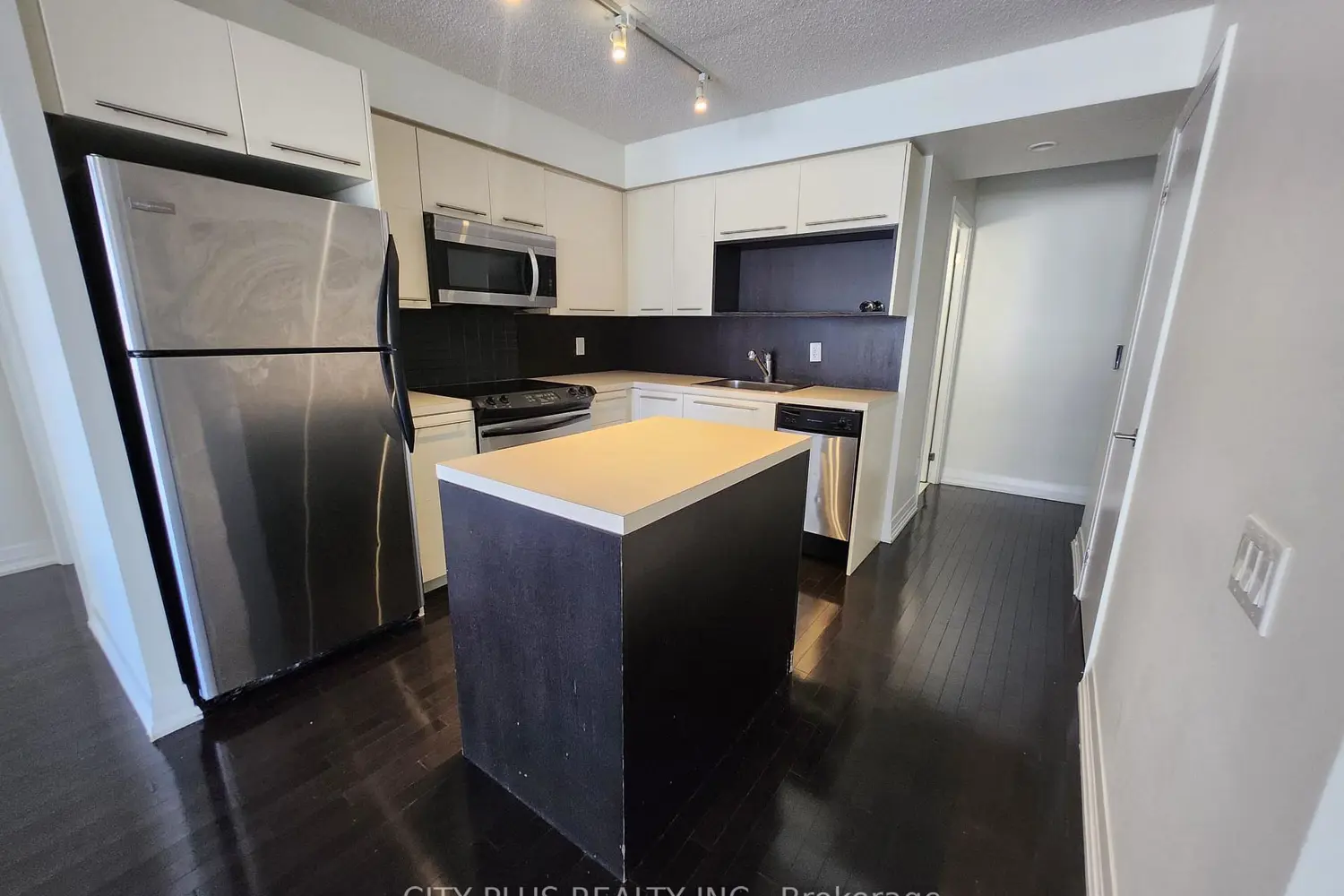 Additional image 3 of 25 Carlton Street 1810