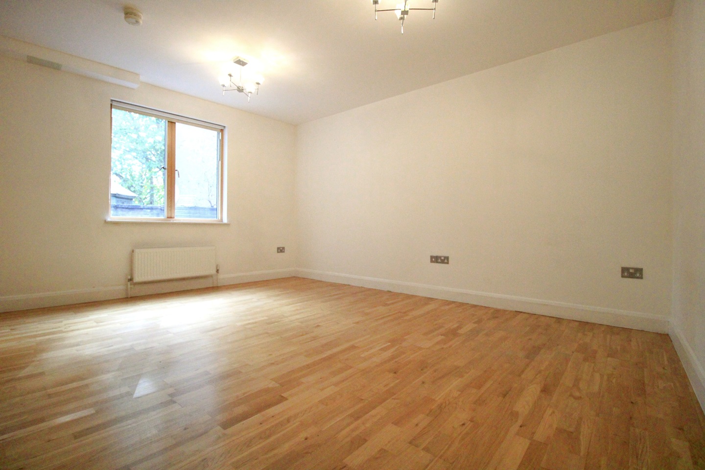 Additional image 3 of Studio Flat, Hackney Road, E2, N1 7GU