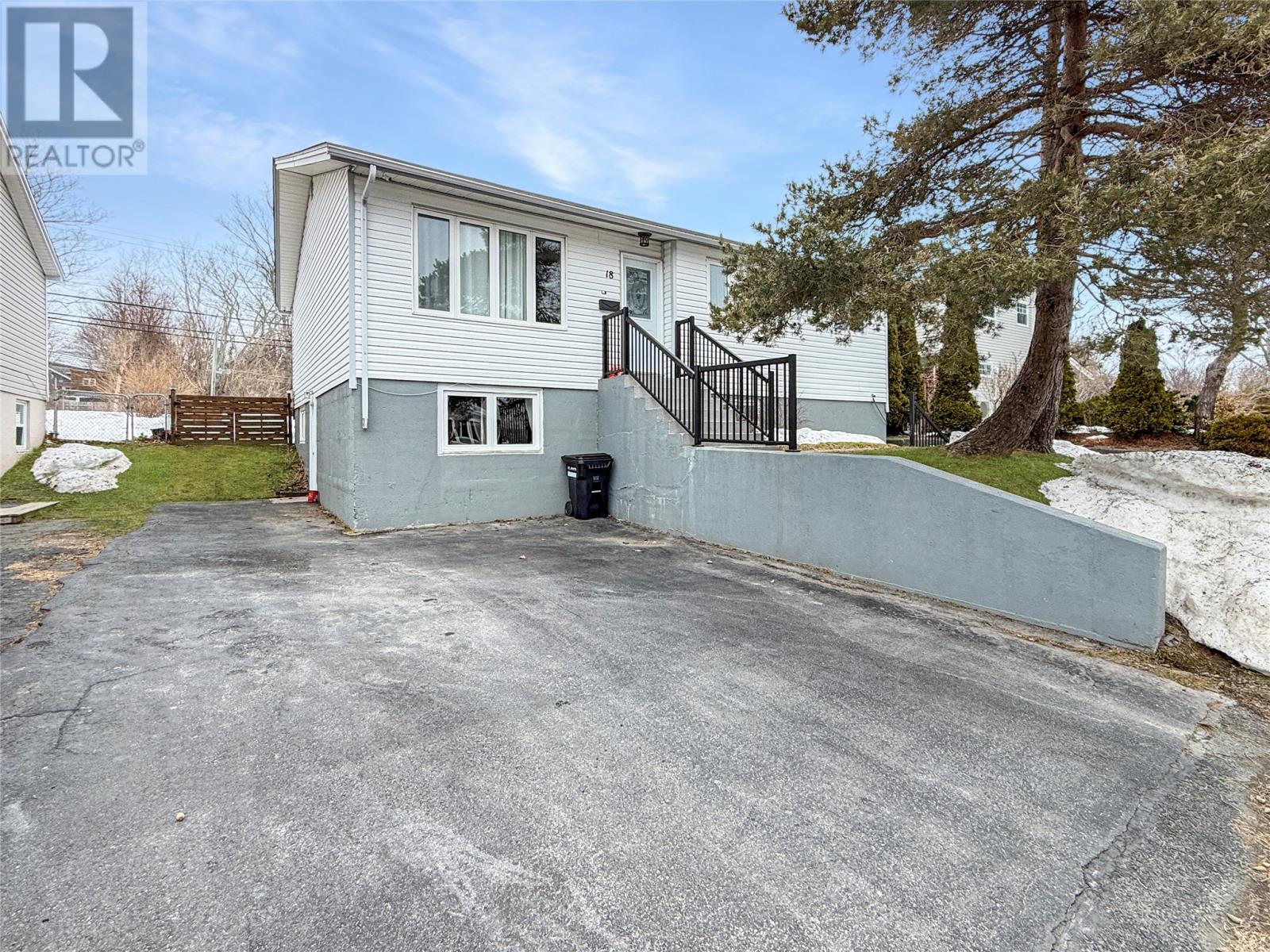 18 Taylor Place, St. John's, NL, A1A1L6 photo 4