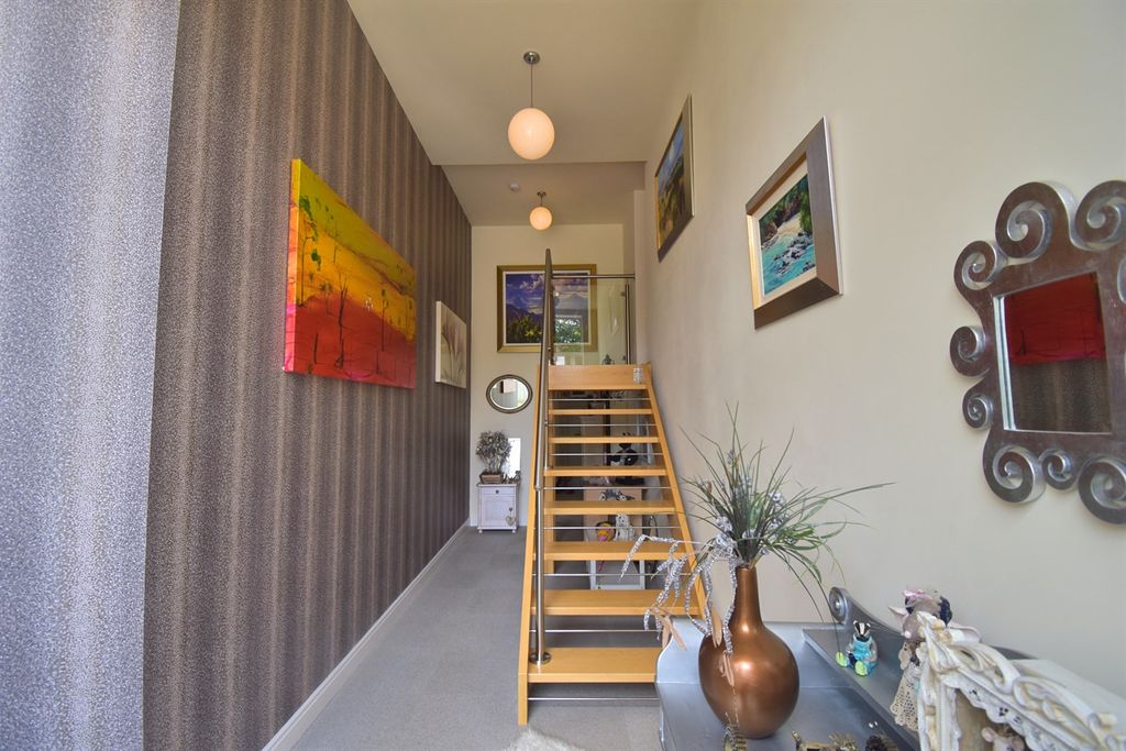 Additional image 3 of 3 bed flat for saleThe Old Co-Op Building, Church Street, Hayfield SK22