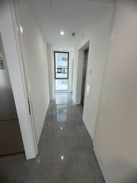 Additional image 2 of 1 Balmoral Crescent