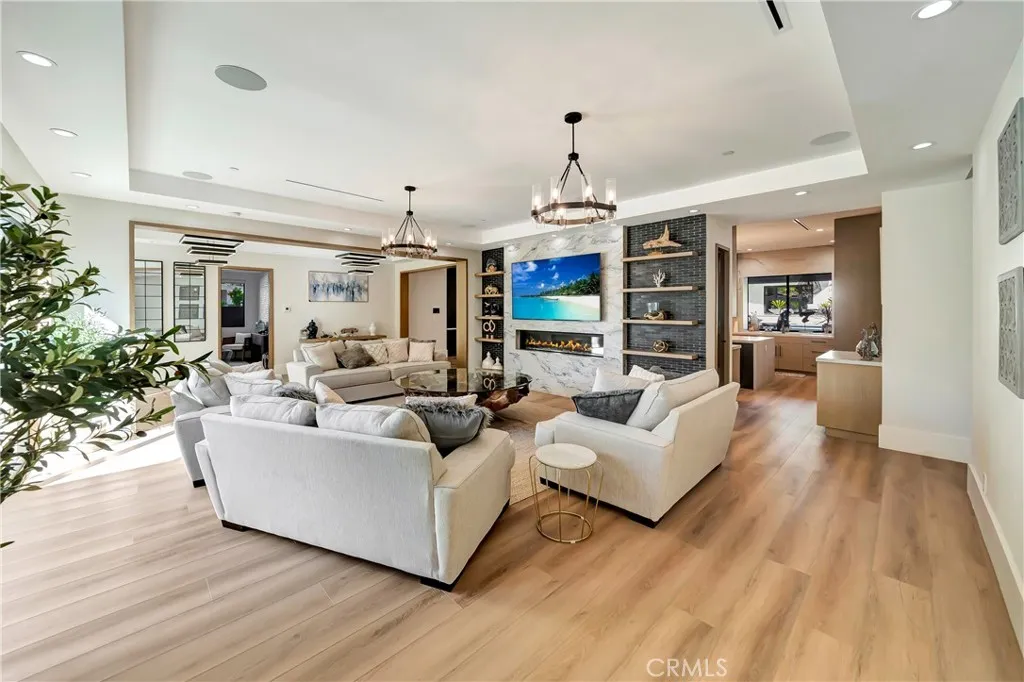 Additional image 20 of 19225 Rosita St, Tarzana, CA 91356