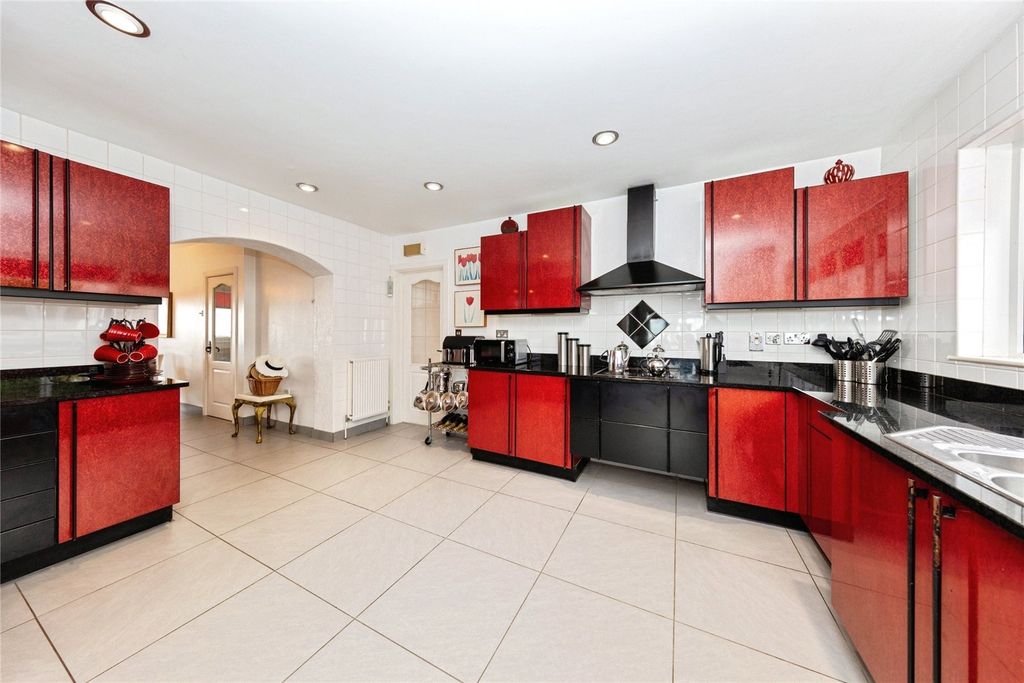 Additional image 3 of 5 bed detached house for saleSt. Illtyd Rise, Burry Port, Dyfed SA16