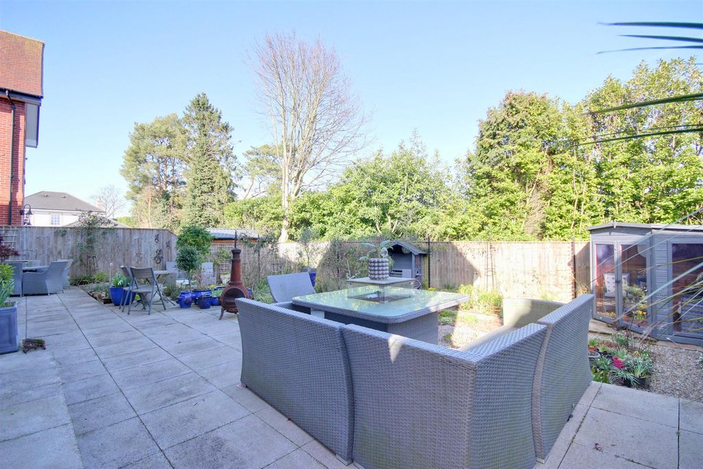 Additional image 21 of 5 bed detached house for saleGallows Lane, Beverley HU17