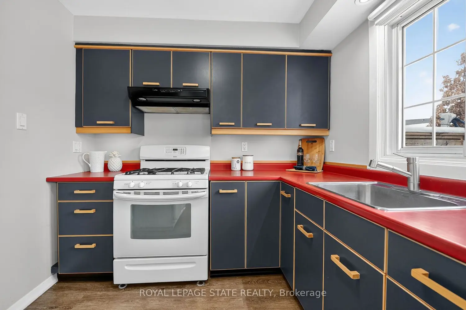 Additional image 5 of 567 Guelph Line 7