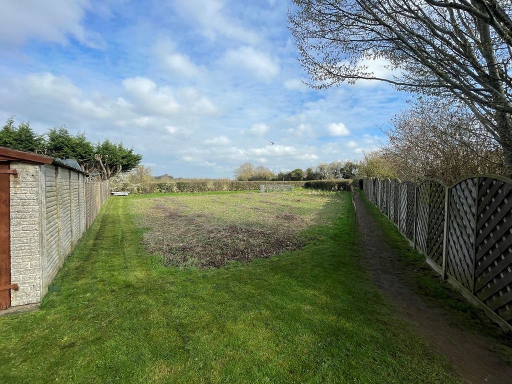 Additional image 4 of Land for saleLand Adjacent To 27-29 High Street, Sutton, Bedfordshire SG19