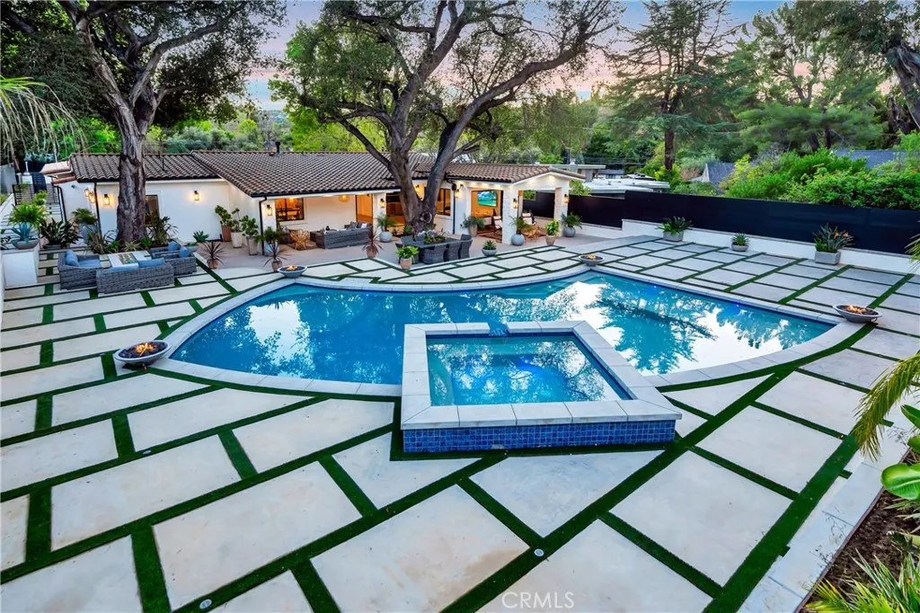 Additional image 133 of 19225 Rosita St, Tarzana, CA 91356