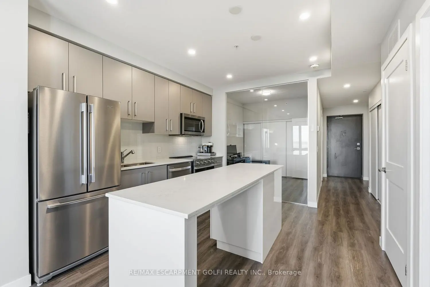 Additional image 8 of 15 Queen Street 609