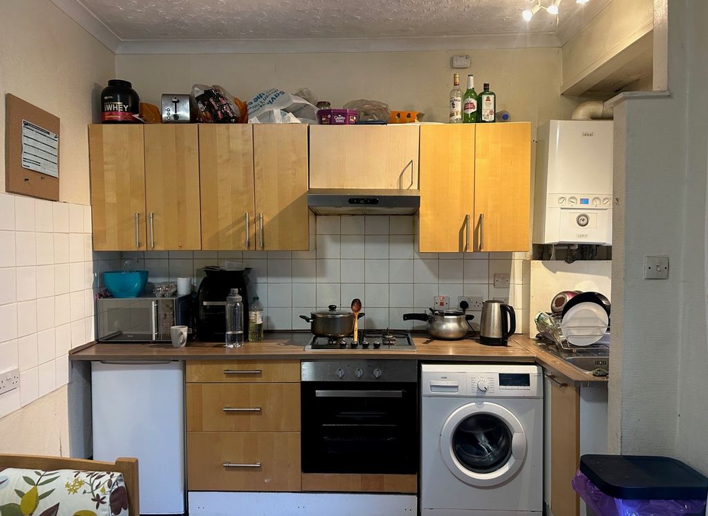 Additional image 3 of 2 bed flat for saleCowane Street, Stirling FK8
