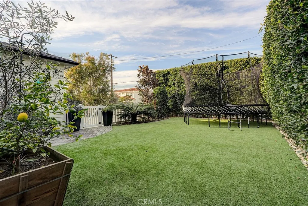 Additional image 62 of 1852 6th, Manhattan Beach, CA 90266