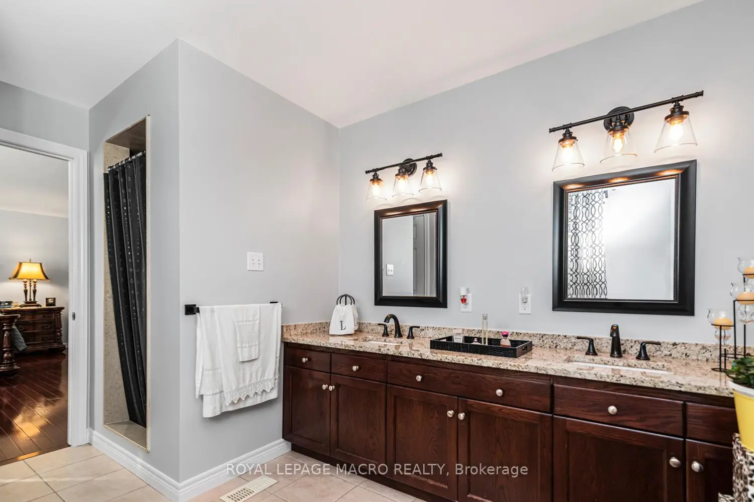 Additional image 12 of 102 Erika Crescent