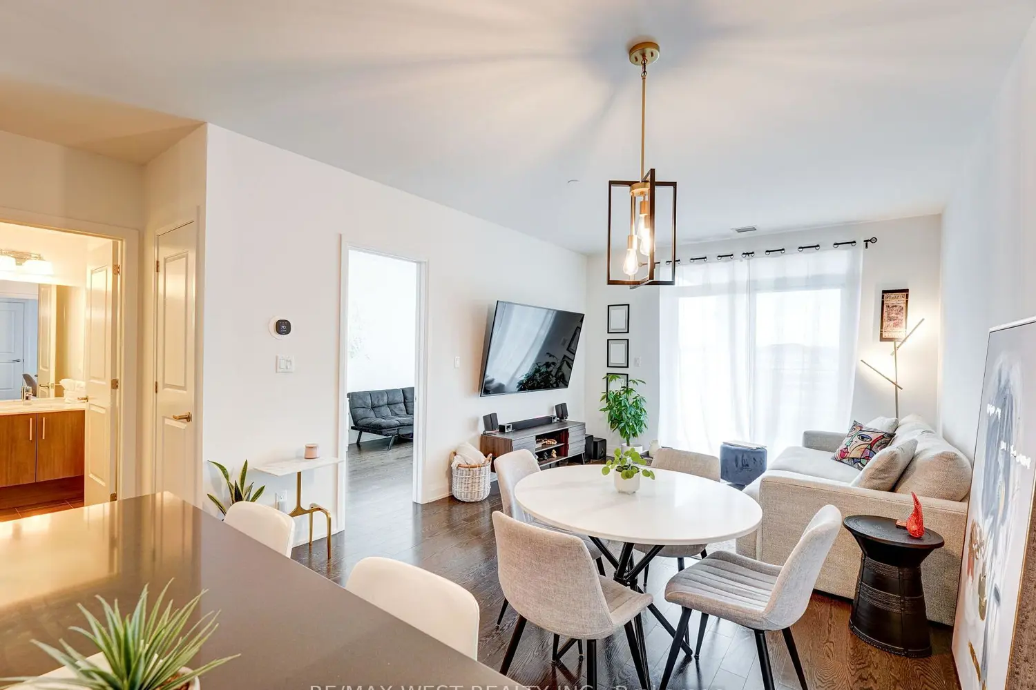 Additional image 8 of 15277 Yonge Street 503