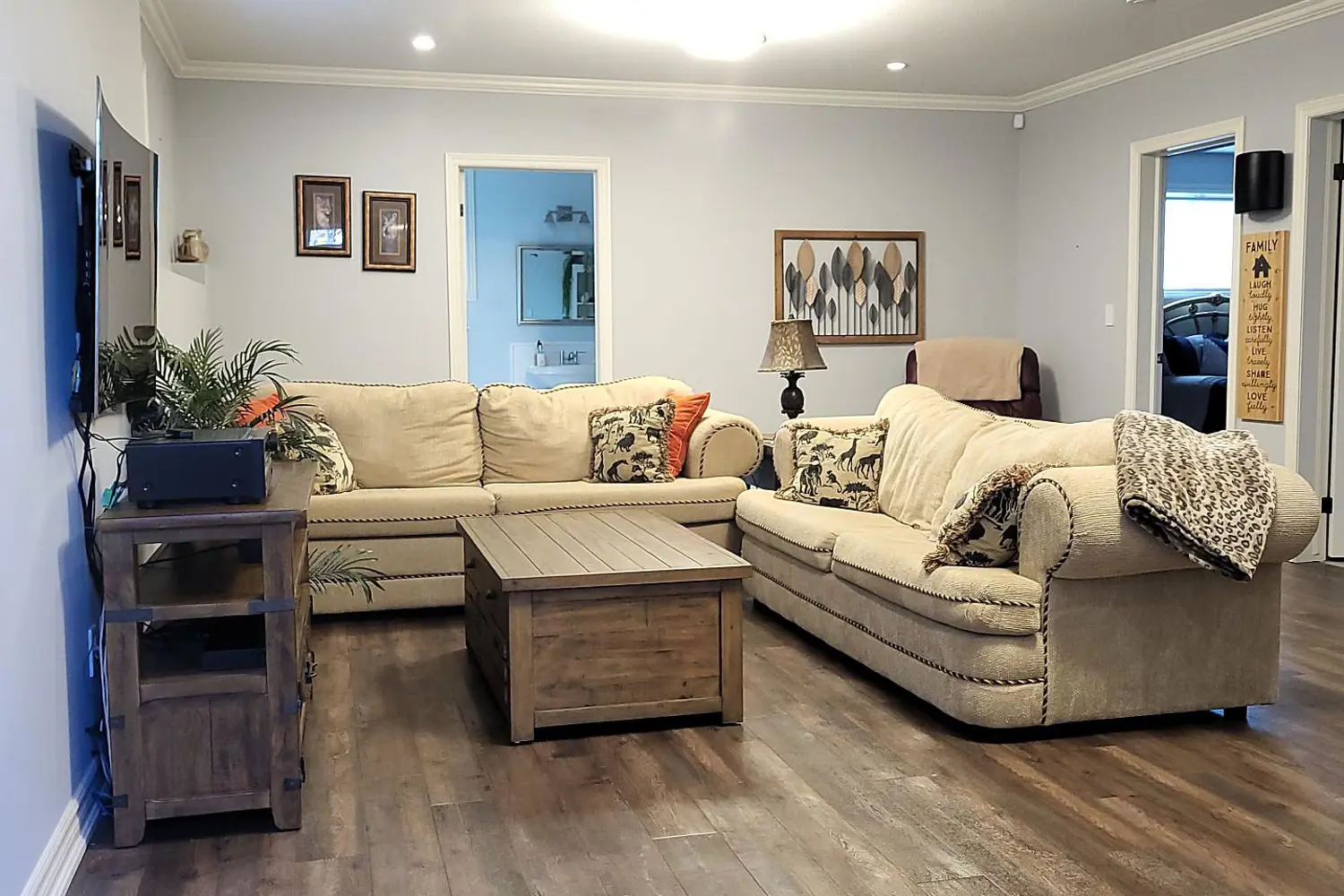 Additional image 19 of 61 Frontier Drive