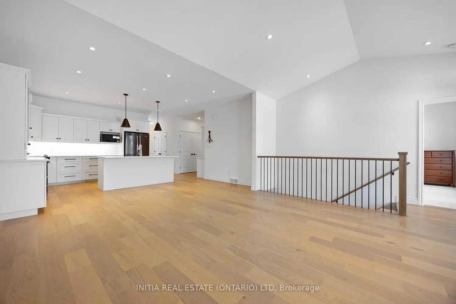 Additional image 6 of 102 Leneve Street