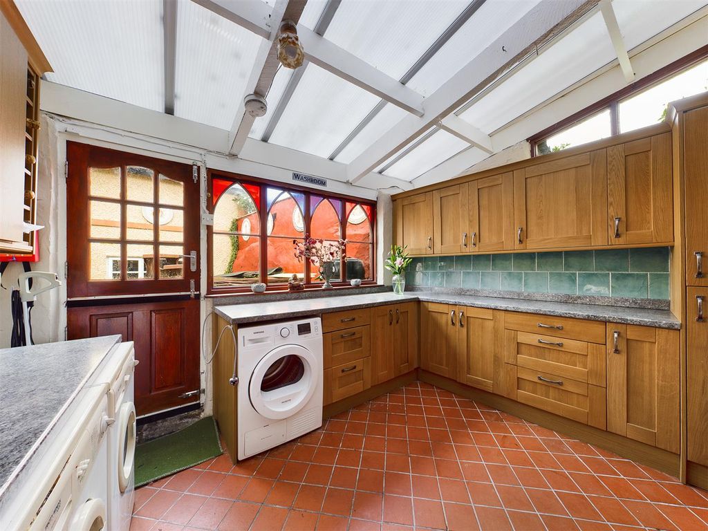 Additional image 6 of 9 bed property for saleRegent Street, Llangollen LL20